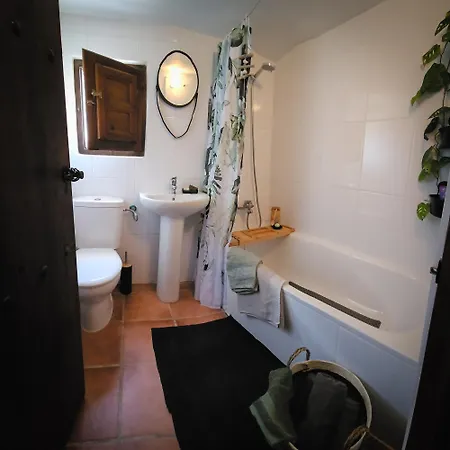 Cortijo El Ancla Bed & Breakfast